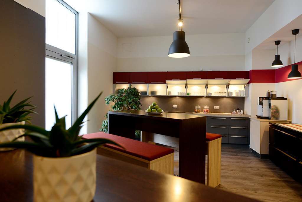 Livenwork Hotel & Coworking Gvz Ingolstadt Restaurant photo